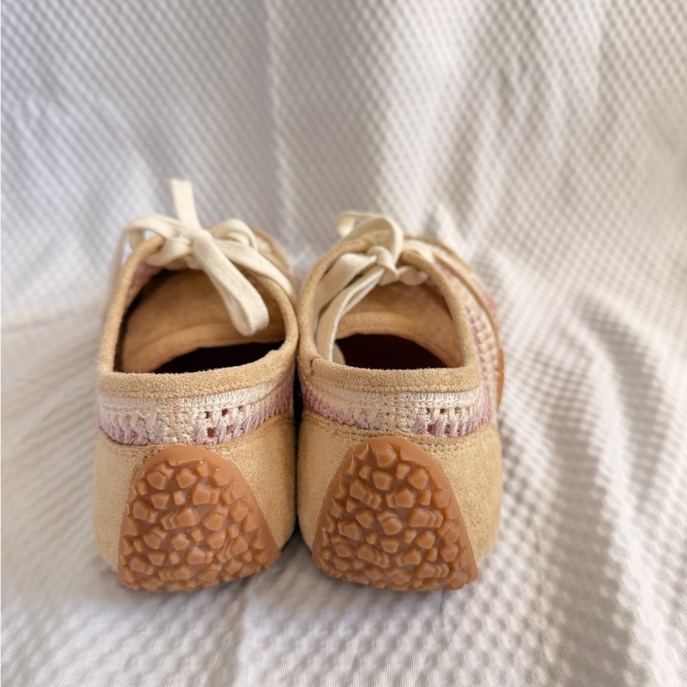 Free People NWT Crochet Low Pro Sneakers Beige & Pink Knit Sneakers Lightweight - Picture 5 of 9